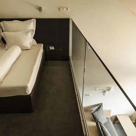 Hot_Elarnia Hotel & Spa Hotel 4*